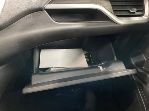 Used 2024 GMC Terrain SLT image 35