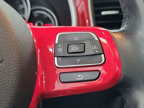 Used 2014 Volkswagen Beetle TDI image 24