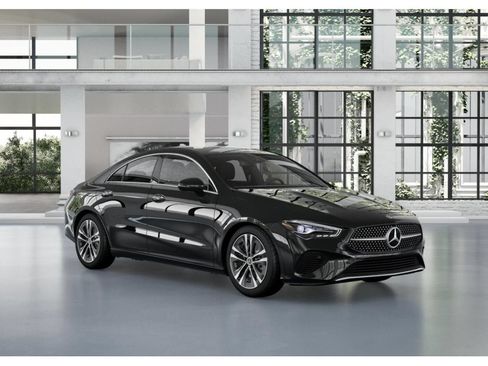 New 2026 Mercedes-Benz CLA 250 4MATIC image 11