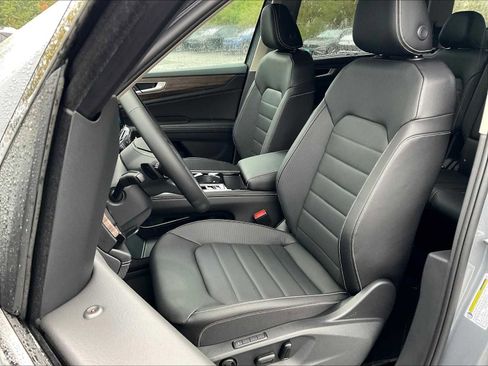 New 2026 Volkswagen Atlas SEL image 11