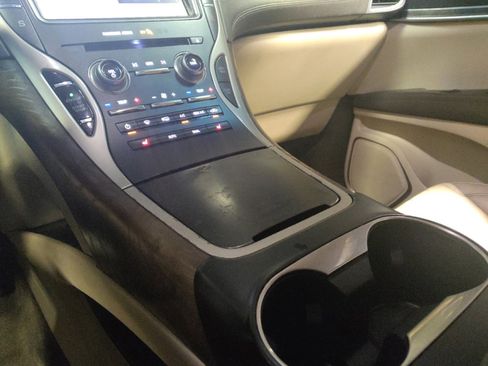 Used 2017 Lincoln MKX Select w/ Select Plus Package FWD image 26