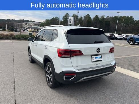 Used 2023 Volkswagen Taos SE image 8