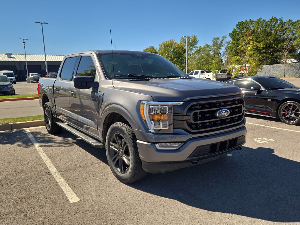 Used 2021 Ford F150 XLT w/ Equipment Group 302A High AWD/4WD image 4