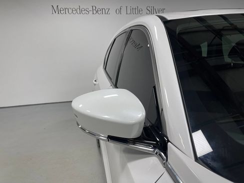 Used 2024 Acura MDX SH-AWD w/ Technology Package image 12