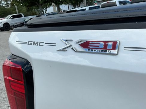 Used 2020 GMC Sierra 1500 SLT w/ SLT Premium Plus Package AWD/4WD image 17