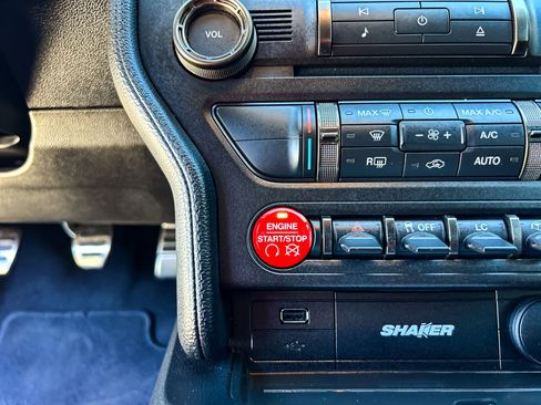 Used 2017 Ford Mustang Shelby GT350R w/ GT350R Equipment Group 920A image 20