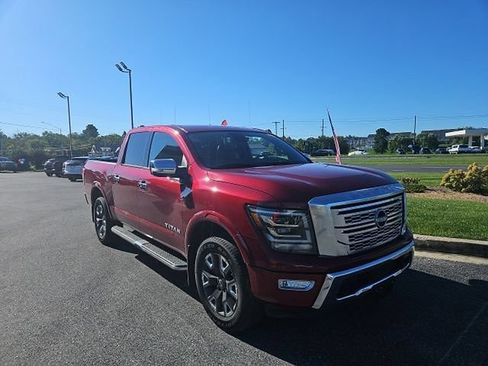 Used 2023 Nissan Titan Platinum Reserve w/ Moonroof Package AWD/4WD image 2