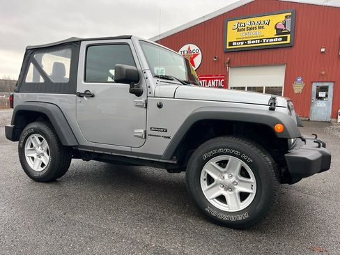 Used 2018 Jeep Wrangler Sport image 1