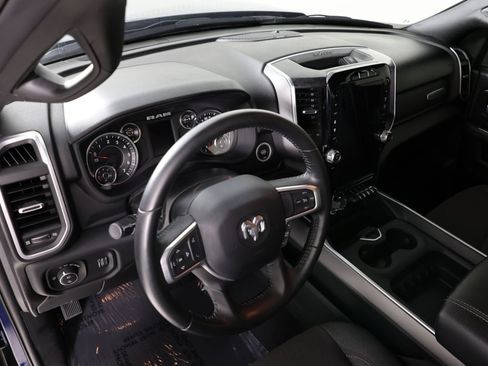 Used 2024 RAM 2500 Big Horn w/ Sport Appearance Package AWD/4WD image 20