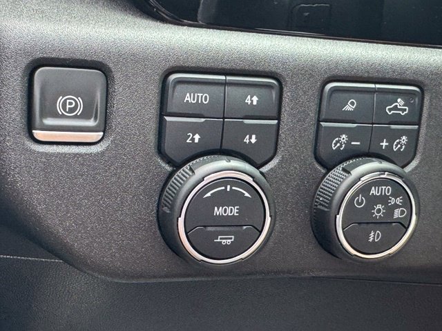 Used 2022 Chevrolet Silverado 1500 RST w/ RST All Star Premium Package AWD/4WD image 40