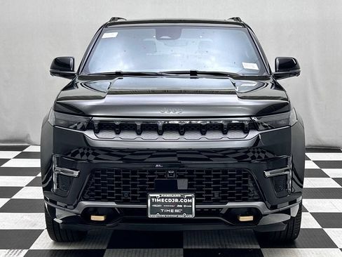 New 2026 Jeep Grand Wagoneer L 4WD image 3