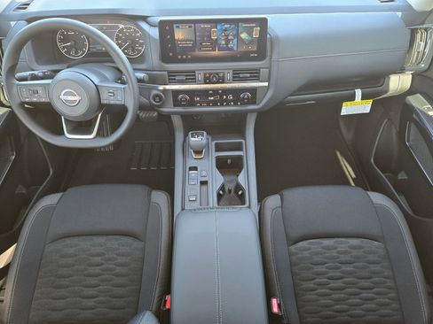 New 2026 Nissan Pathfinder S image 22