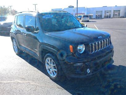 Used 2019 Jeep Renegade Latitude w/ Cold Weather Group