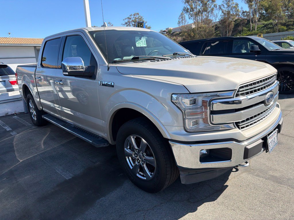 Used 2018 Ford F150 Lariat w/ Equipment Group 502A Luxury AWD/4WD image 3