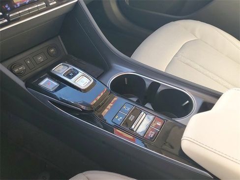 Used 2023 Hyundai Sonata Limited w/ Cargo Package image 25