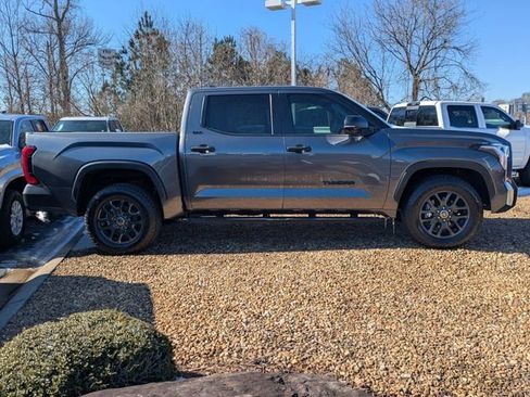 Used 2023 Toyota Tundra SR5 w/ SR5 Convenience Package image 3