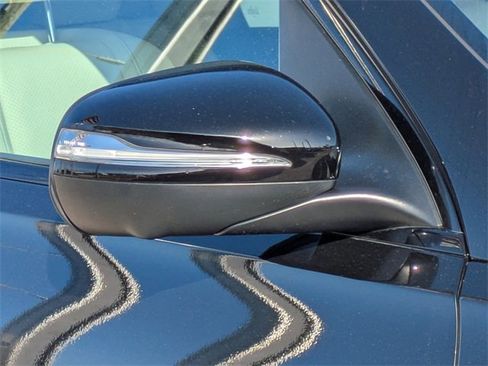 Used 2022 Mercedes-Benz GLE 350 w/ AMG Line Exterior image 13