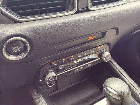 Used 2019 MAZDA CX-5 Touring image 25