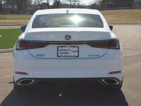 Used 2023 Lexus ES 350 F Sport w/ Accessory Package (Z2) image 3