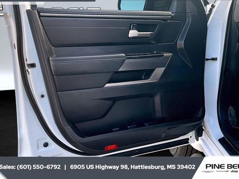 Used 2023 Toyota Tundra SR5 w/ SR5 Premium Package image 17