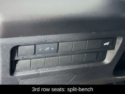 Used 2024 Mitsubishi Outlander SE image 17