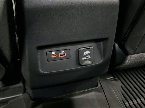 Used 2025 Nissan Frontier PRO-4X w/ Pro Convenience Package image 31