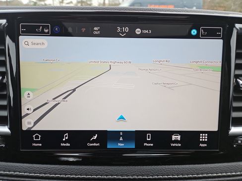 New 2026 Chrysler Pacifica Limited image 28