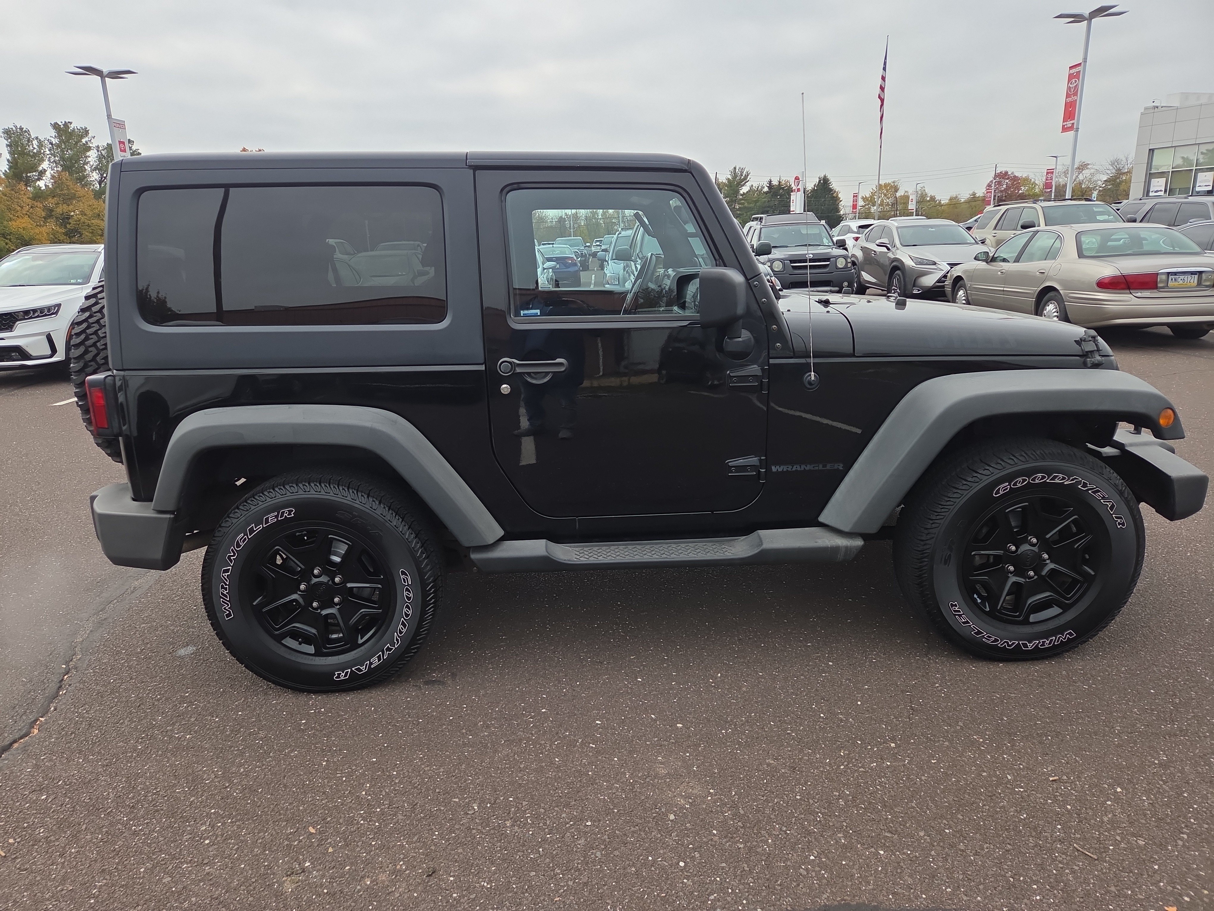 Used 2014 Jeep Wrangler Sport AWD/4WD image 2