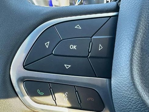 New 2026 Chrysler Pacifica Pinnacle FWD image 16