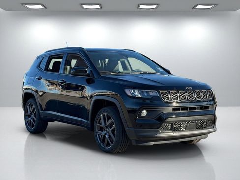 New 2026 Jeep Compass Latitude AWD/4WD image 7