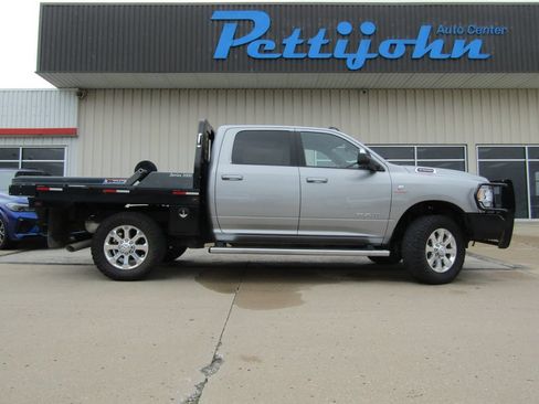 Used 2022 RAM 2500 Big Horn w/ Level A Equipment Group AWD/4WD image 2