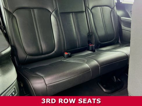 Used 2024 Jeep Wagoneer L Series II w/ Flexible Seating Group image 26