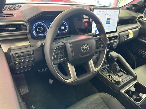Used 2026 Toyota 4Runner TRD Sport Premium AWD/4WD image 13