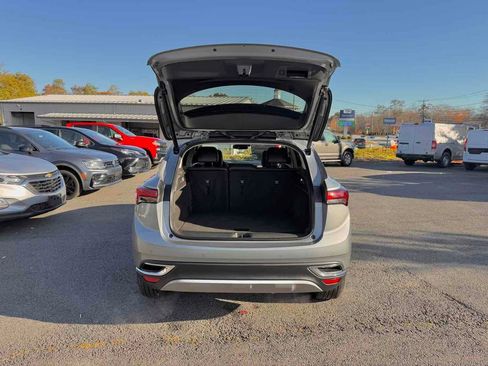 Used 2023 Buick Envision Essence image 31