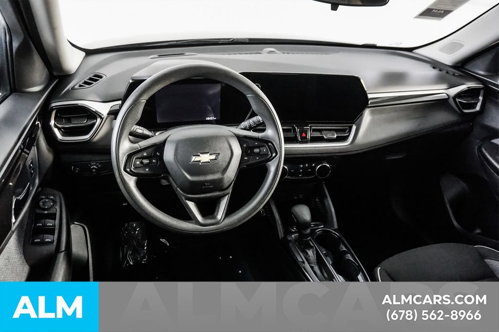 Used 2025 Chevrolet TrailBlazer LT FWD image 22