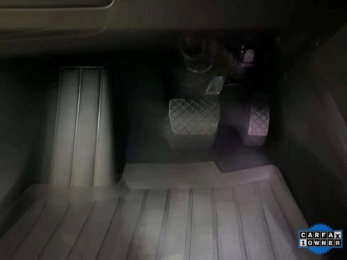 Used 2023 Audi Q4 e-tron Premium Plus w/ Premium Plus image 38