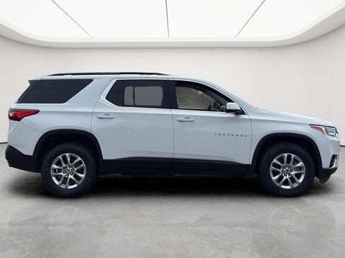 Used 2020 Chevrolet Traverse LT FWD image 9