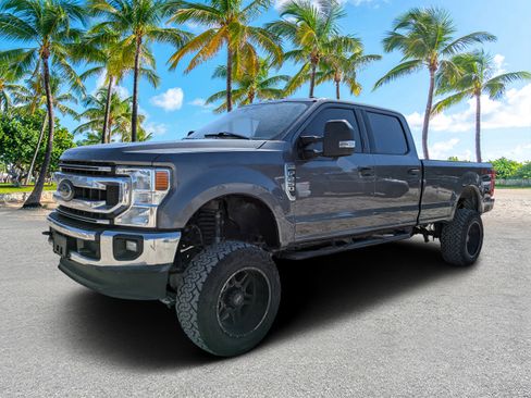 Used 2022 Ford F250 XLT w/ XLT Value Package image 8