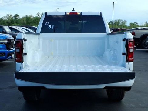 New 2026 RAM 1500 Express image 18