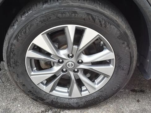 Used 2017 Nissan Murano S FWD image 43