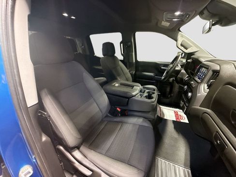 Used 2022 Chevrolet Silverado 1500 Custom AWD/4WD image 27