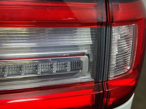 Used 2020 Lincoln Navigator L Black Label w/ Cargo Convenience Package AWD/4WD image 33