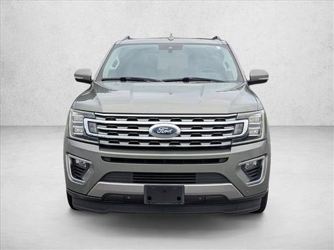 Used 2019 Ford Expedition Limited w/ Equipment Group 301A RWD image 2