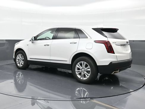 Certified 2024 Cadillac XT5 Luxury FWD image 2