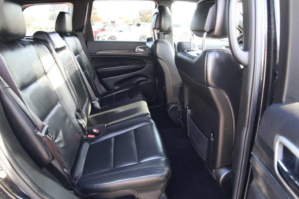 Used 2020 Jeep Grand Cherokee Limited w/ Premium Lighting Group AWD/4WD image 9
