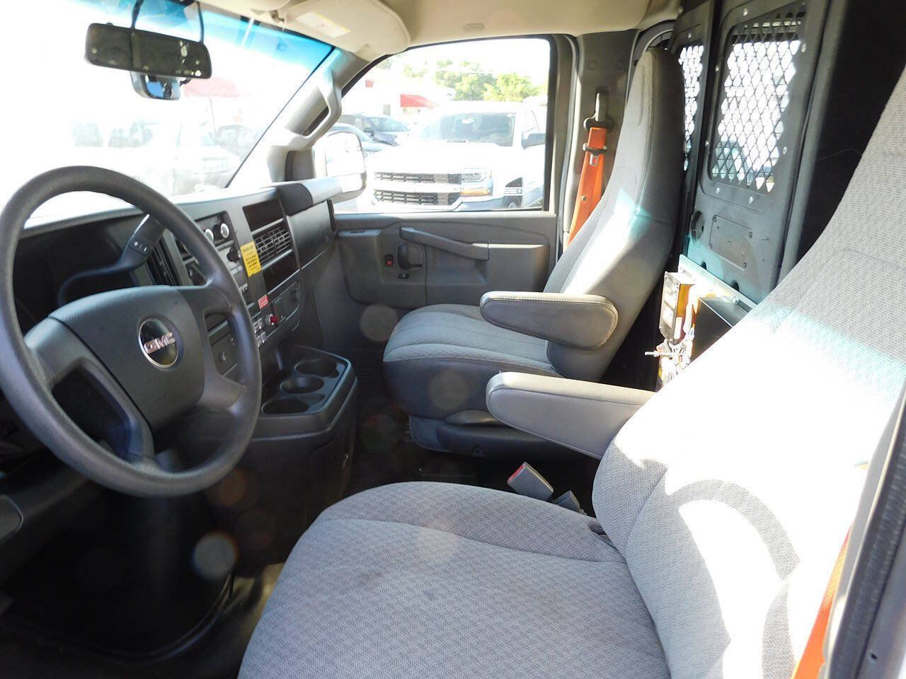 Used 2017 GMC Savana 2500 w/ All Terrain Package RWD image 27