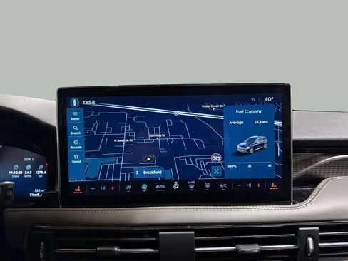 Certified 2023 Lincoln Corsair Reserve image 6