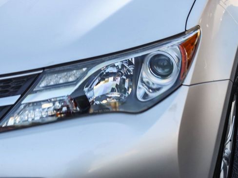 Used 2014 Toyota RAV4 Limited image 4