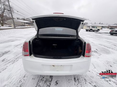Used 2013 Chrysler 300 S image 26