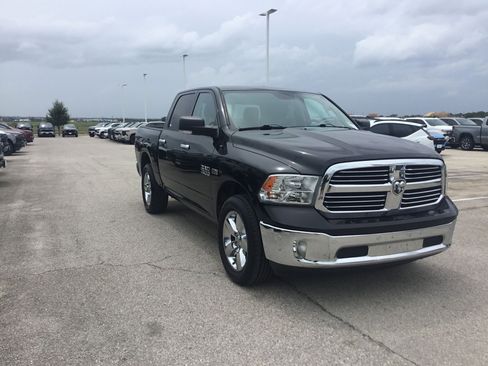 Used 2018 RAM 1500 Big Horn AWD/4WD image 2